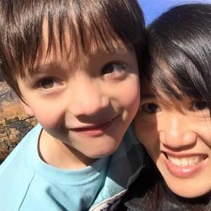 Meet your Posher, Mam